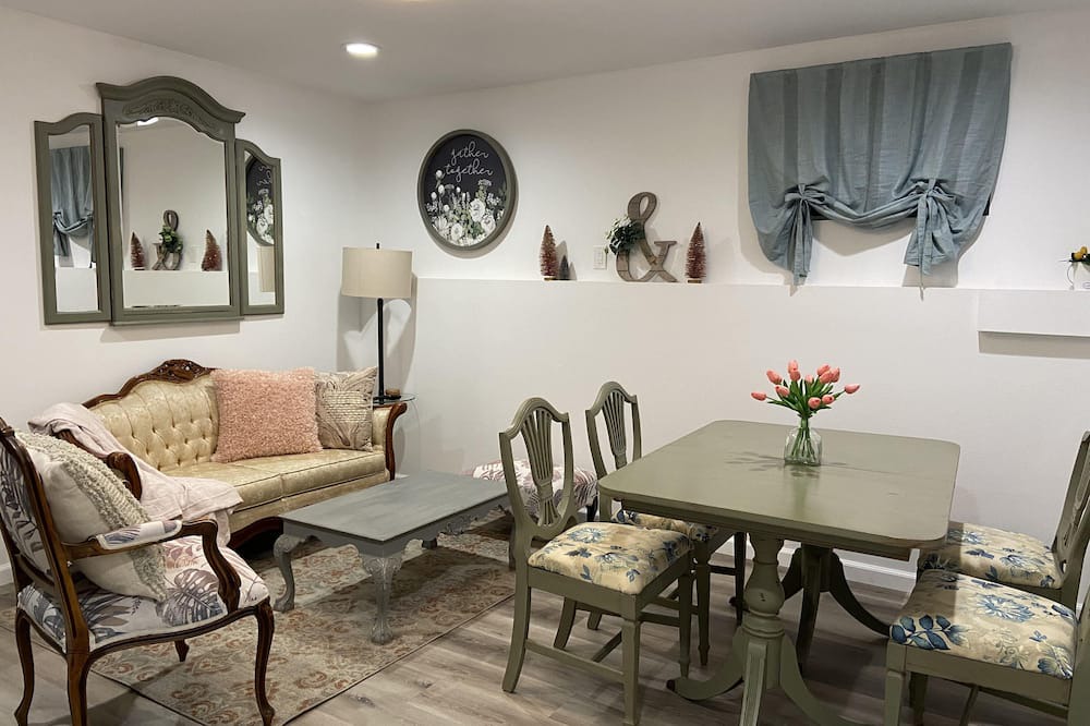 Photo of Livingroom in San Carlos