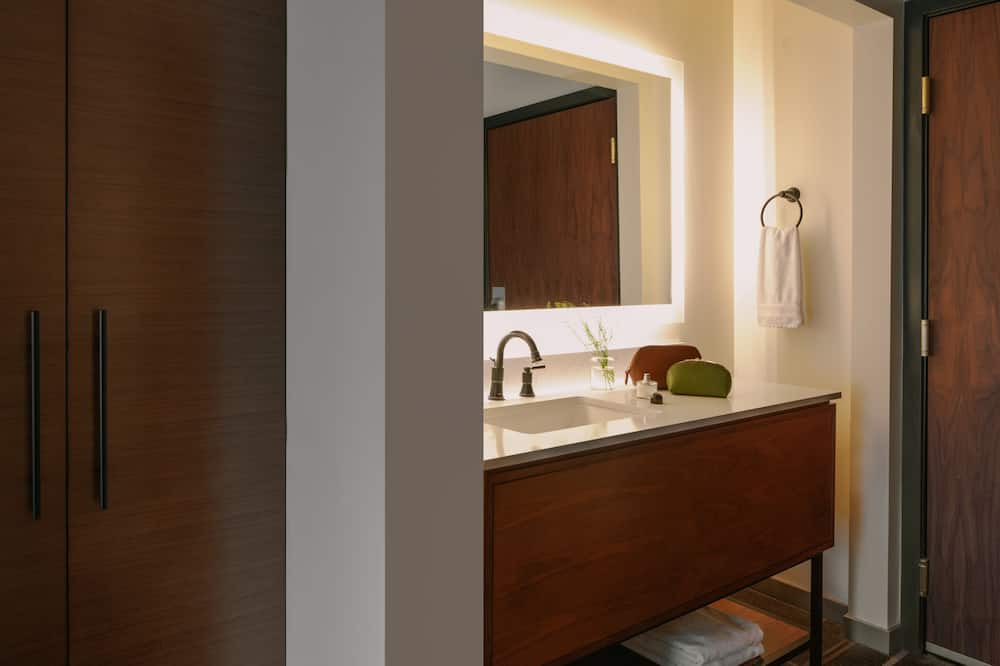 Photo of Bathroom in Sawtelle