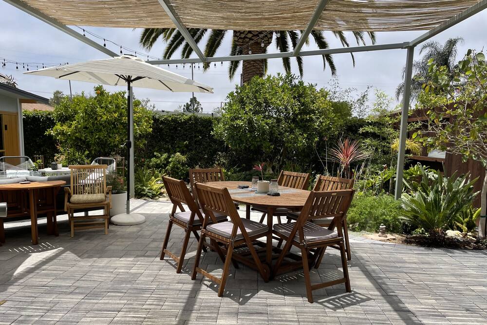 Photo of Patio Balcony in East San Roque