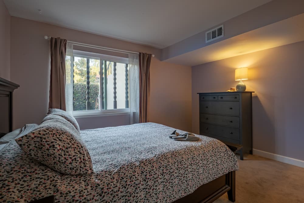 Photo of Bedroom in Rancho Bernardo