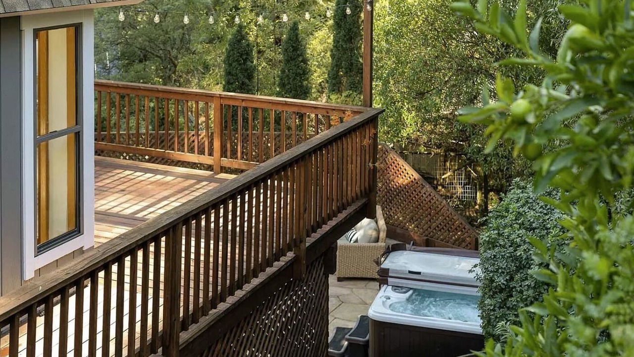 Photo of Outdoor in Tamalpais-Homestead Valley