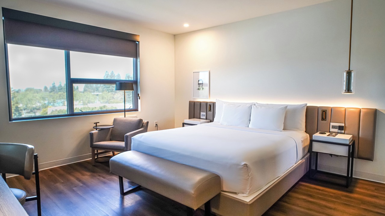 Photo of Bedroom in Mountain View