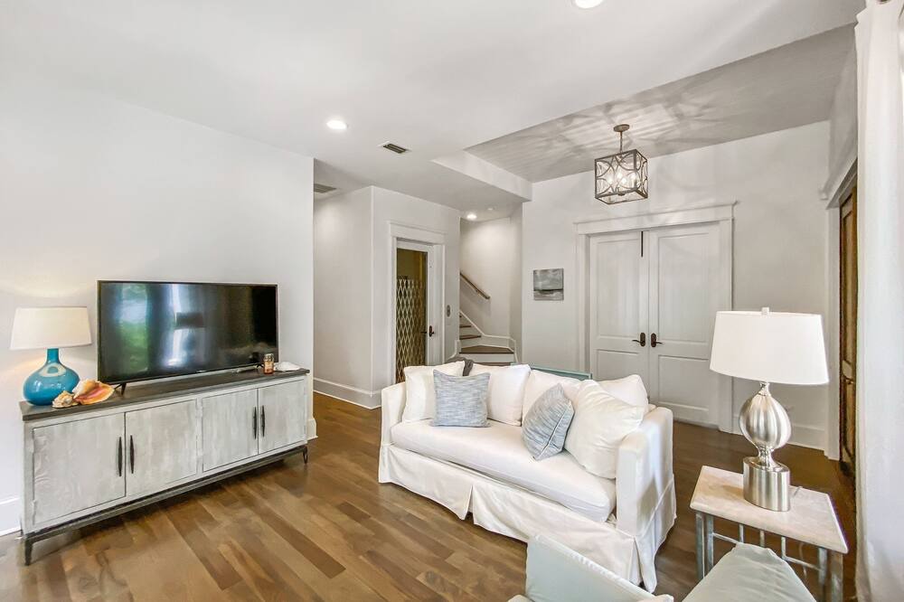 Photo of Livingroom in Rosemary Beach