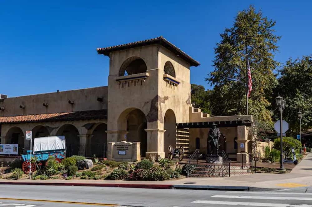 Photo of Outdoor in Mission Hills