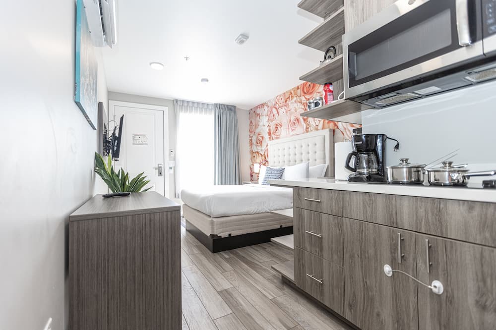 Photo of Bedroom in Mission Hills