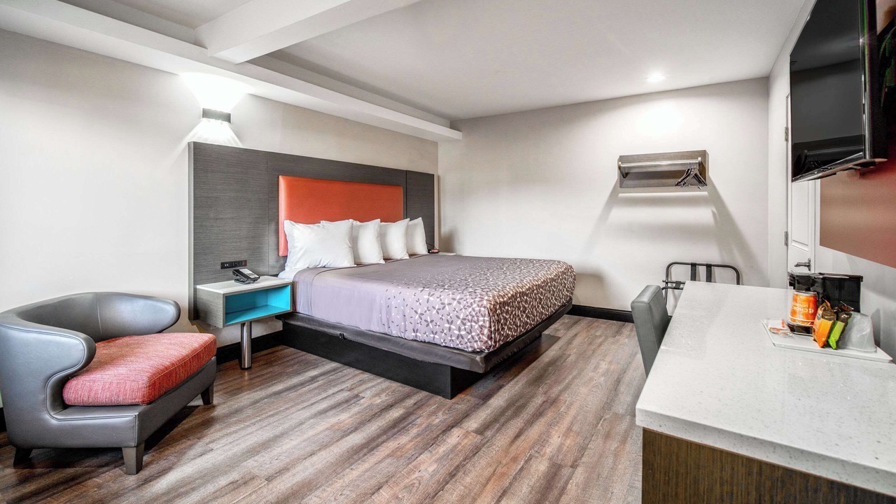 Photo of Bedroom in South Gate
