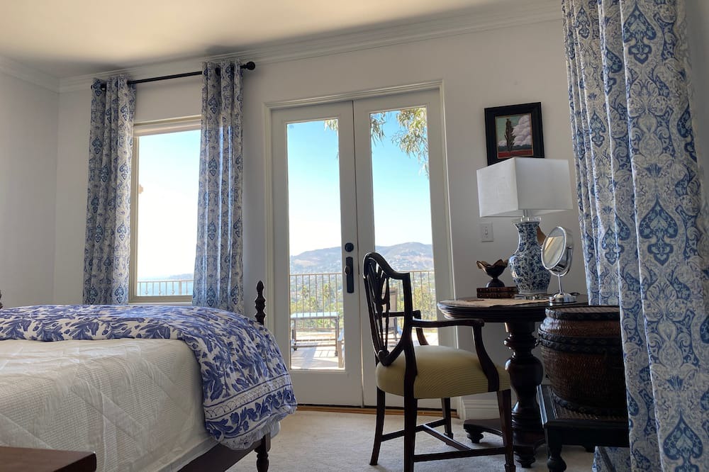 Photo of Bedroom in Diamond Crestview