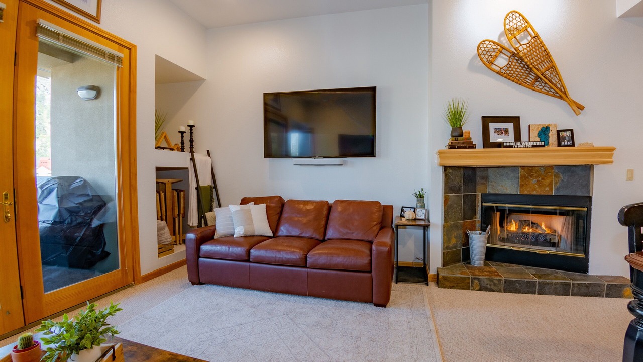 Photo of Livingroom in Kirkwood