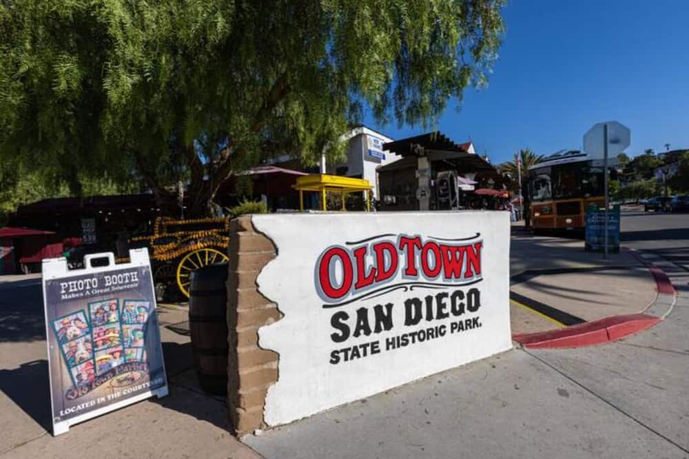 Photo of Outdoor in Mission Hills