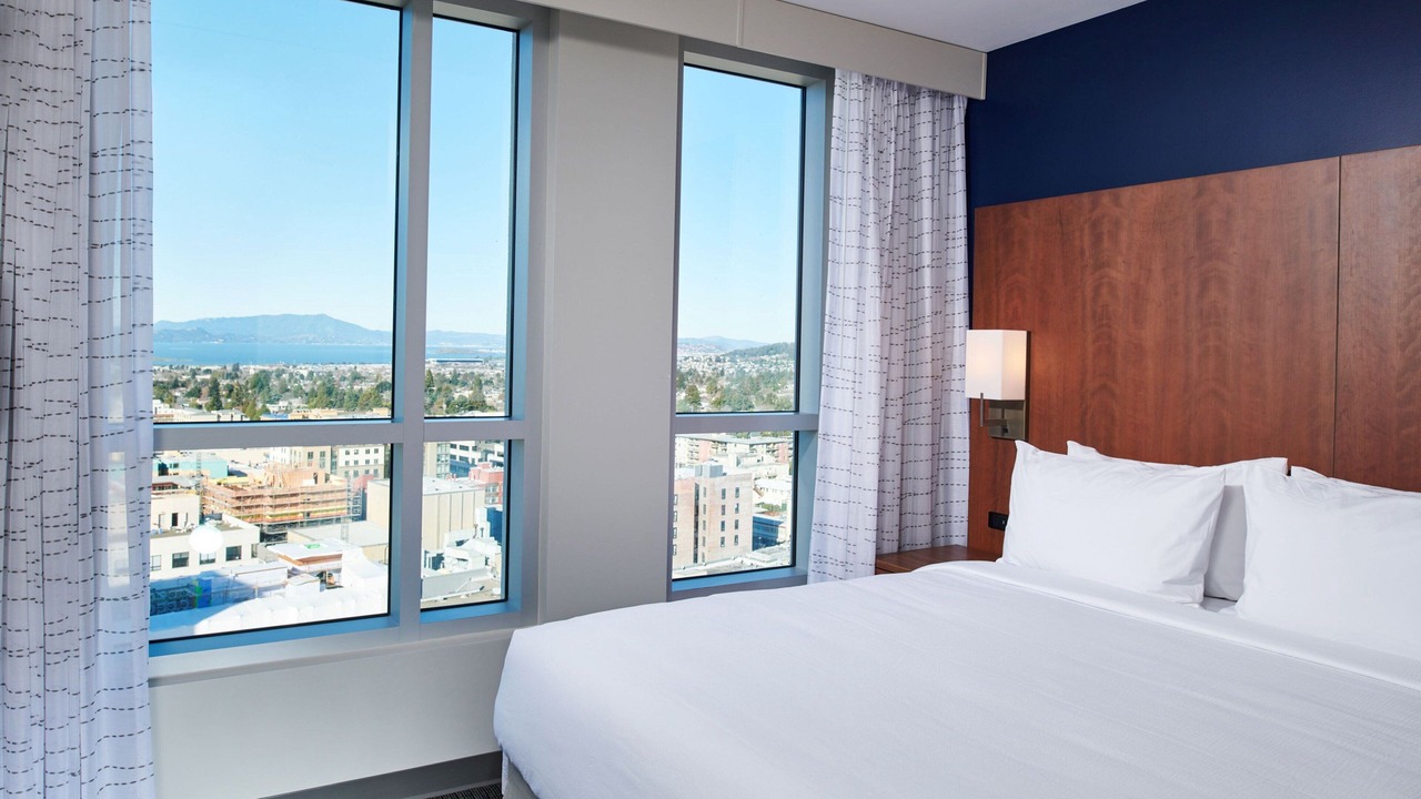 Photo of Bedroom in Downtown Berkeley