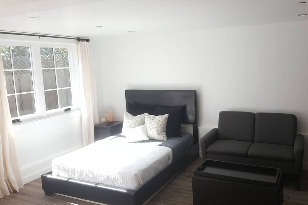 Photo of Bedroom in Mission Canyon