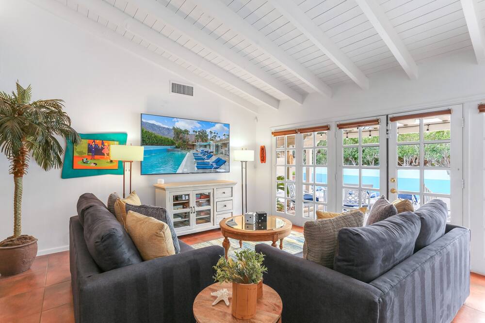 Photo of Others in Racquet Club Estates