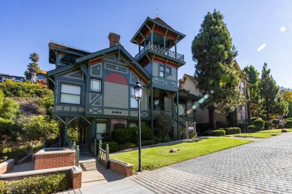 Photo of Outdoor in Midway District