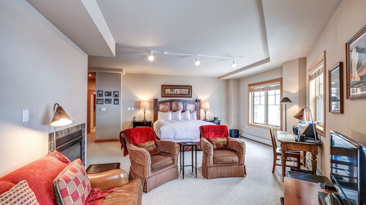 Photo of Livingroom in Kirkwood
