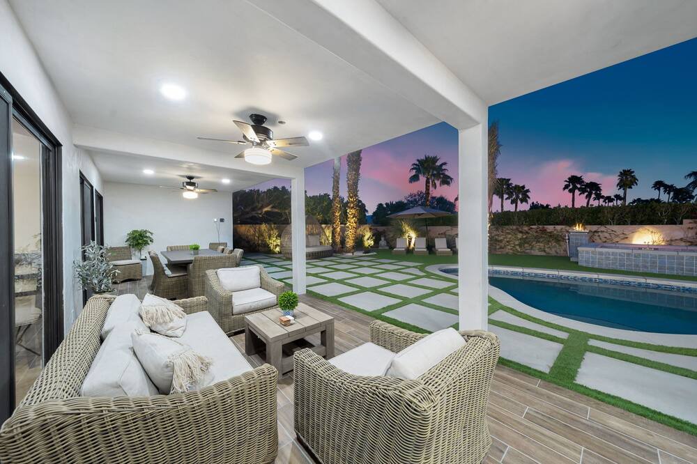 Photo of Outdoor in Magnesia Falls Cove