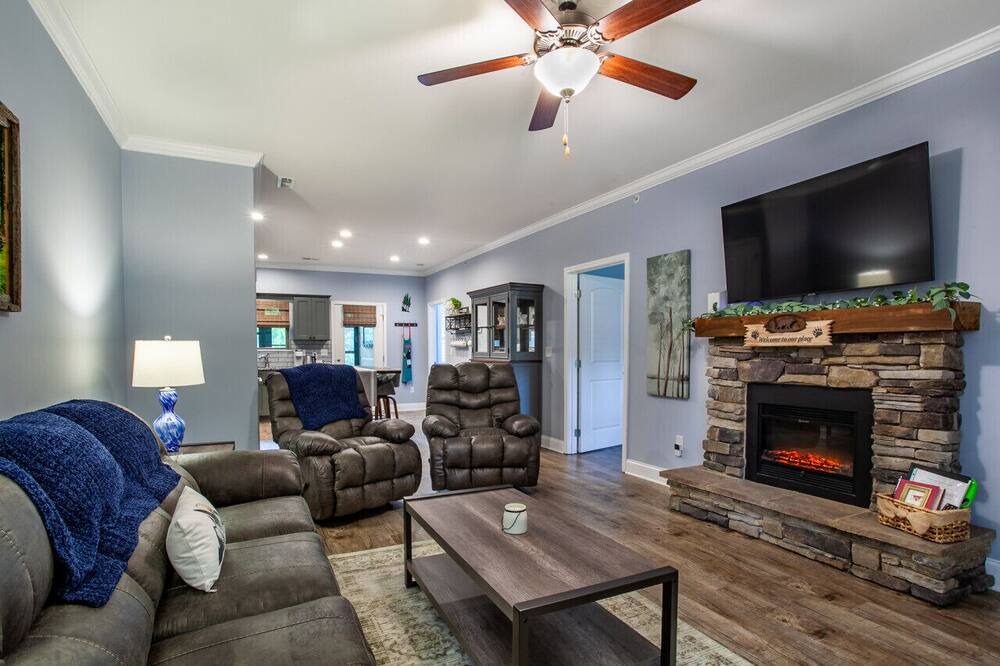 Photo of Livingroom in Townsend