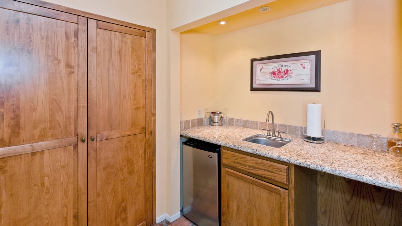Photo of Bedroom in Deepwell Estates