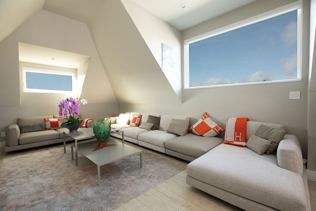 Photo of Livingroom in Mission District