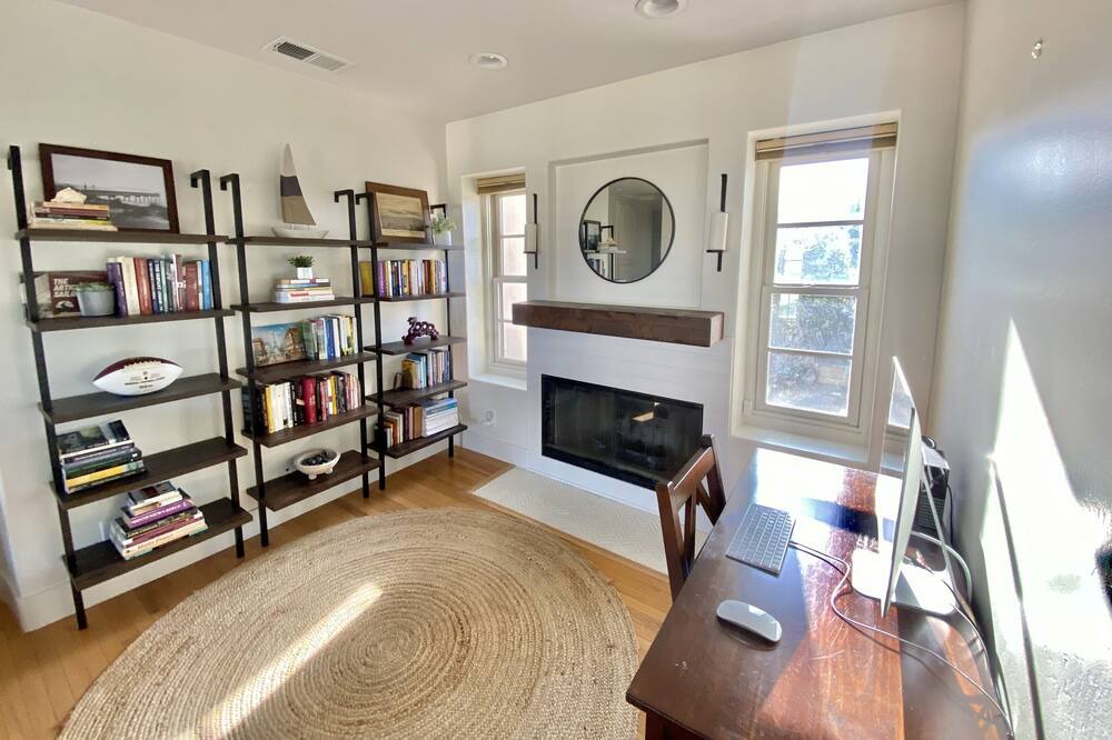Photo of Livingroom in Sunset Cliffs