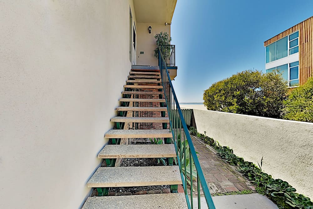 Photo of Others in Playa Del Rey