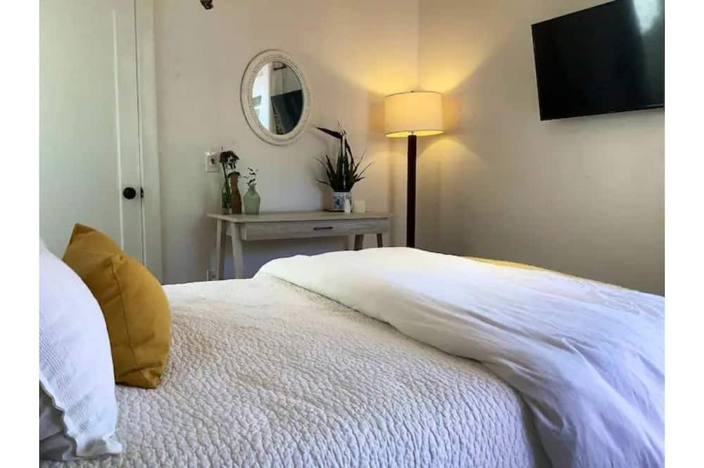Photo of Bedroom in San Anselmo