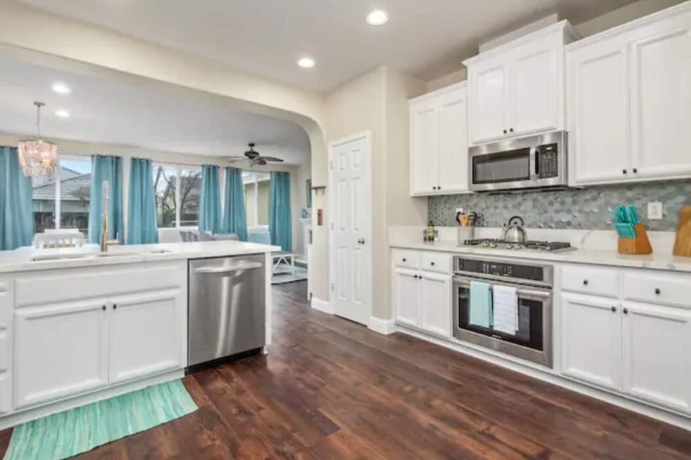 Photo of Bedroom in Roosevelt