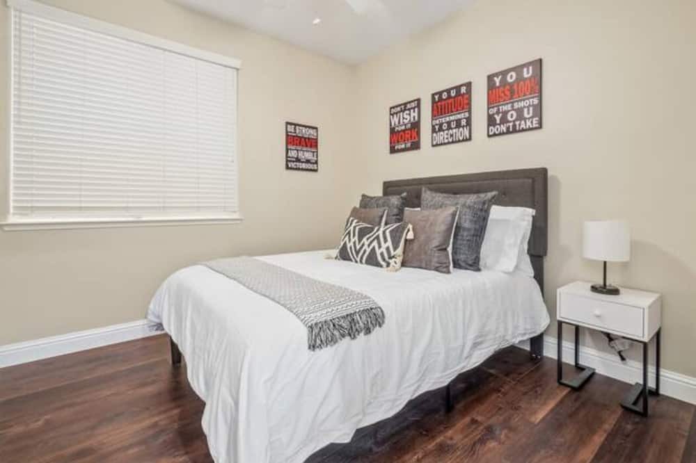 Photo of Bedroom in Roosevelt