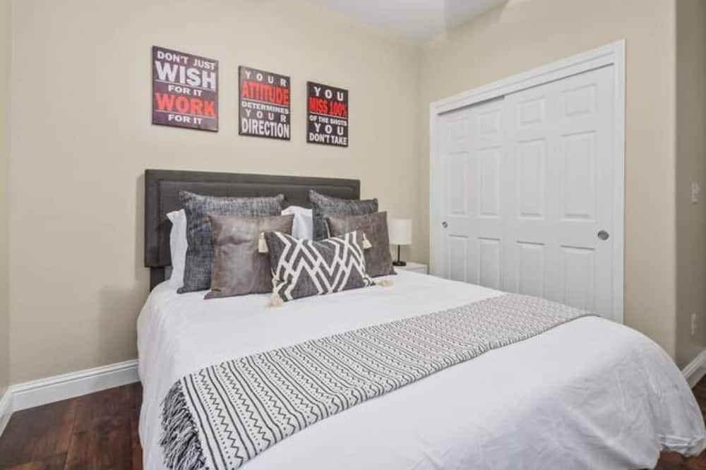 Photo of Bedroom in Roosevelt