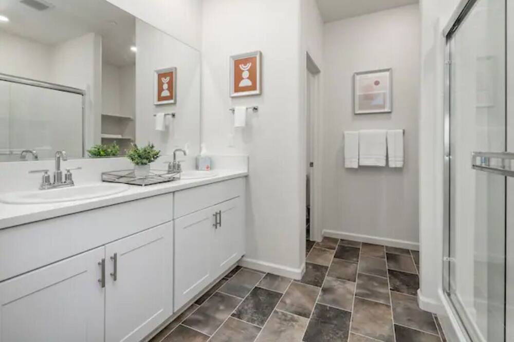 Photo of Bedroom in Roosevelt