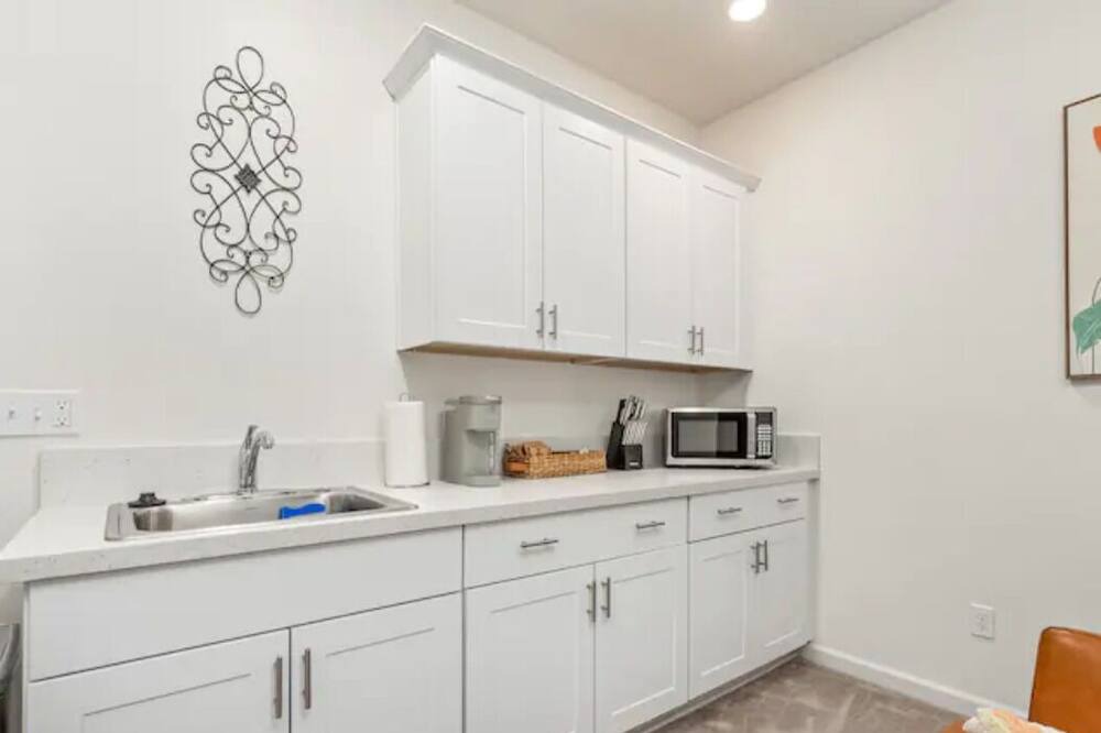 Photo of Kitchen in Roosevelt