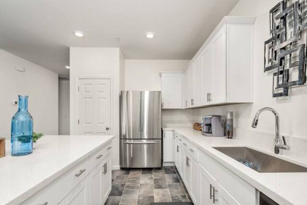 Photo of Kitchen in Roosevelt