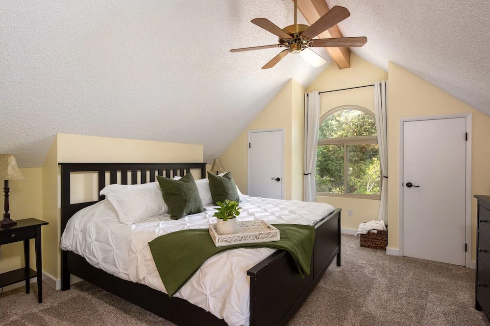 Photo of Bedroom in Santa Rosa