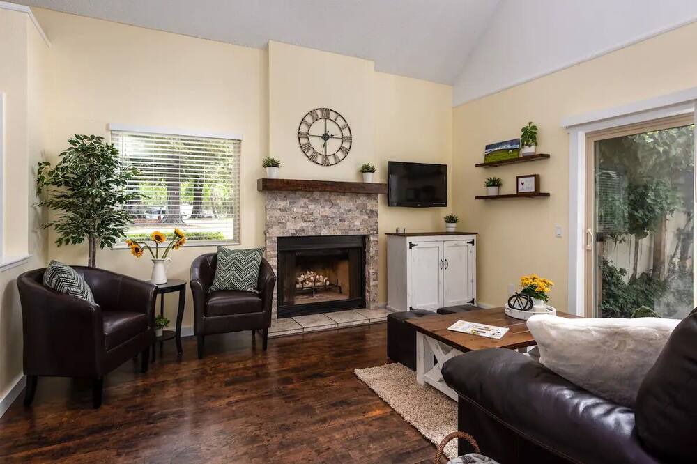 Photo of Livingroom in Santa Rosa