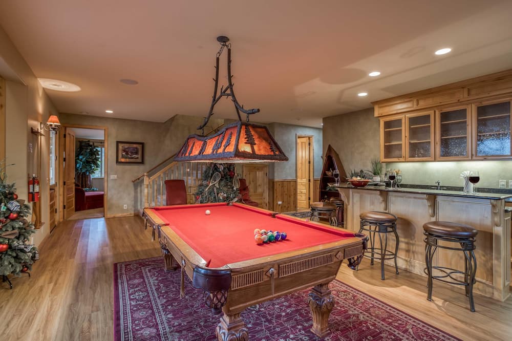 Photo of Bedroom in Castle Glen Estates