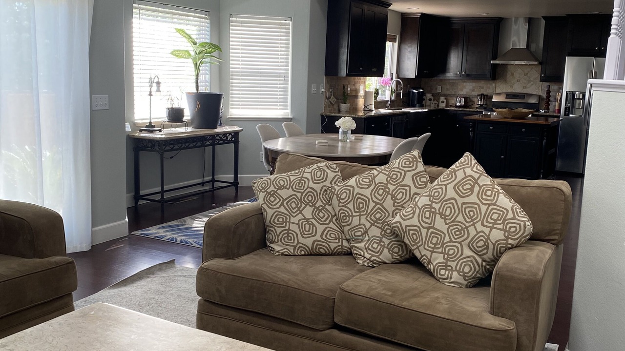 Photo of Livingroom in Windsor