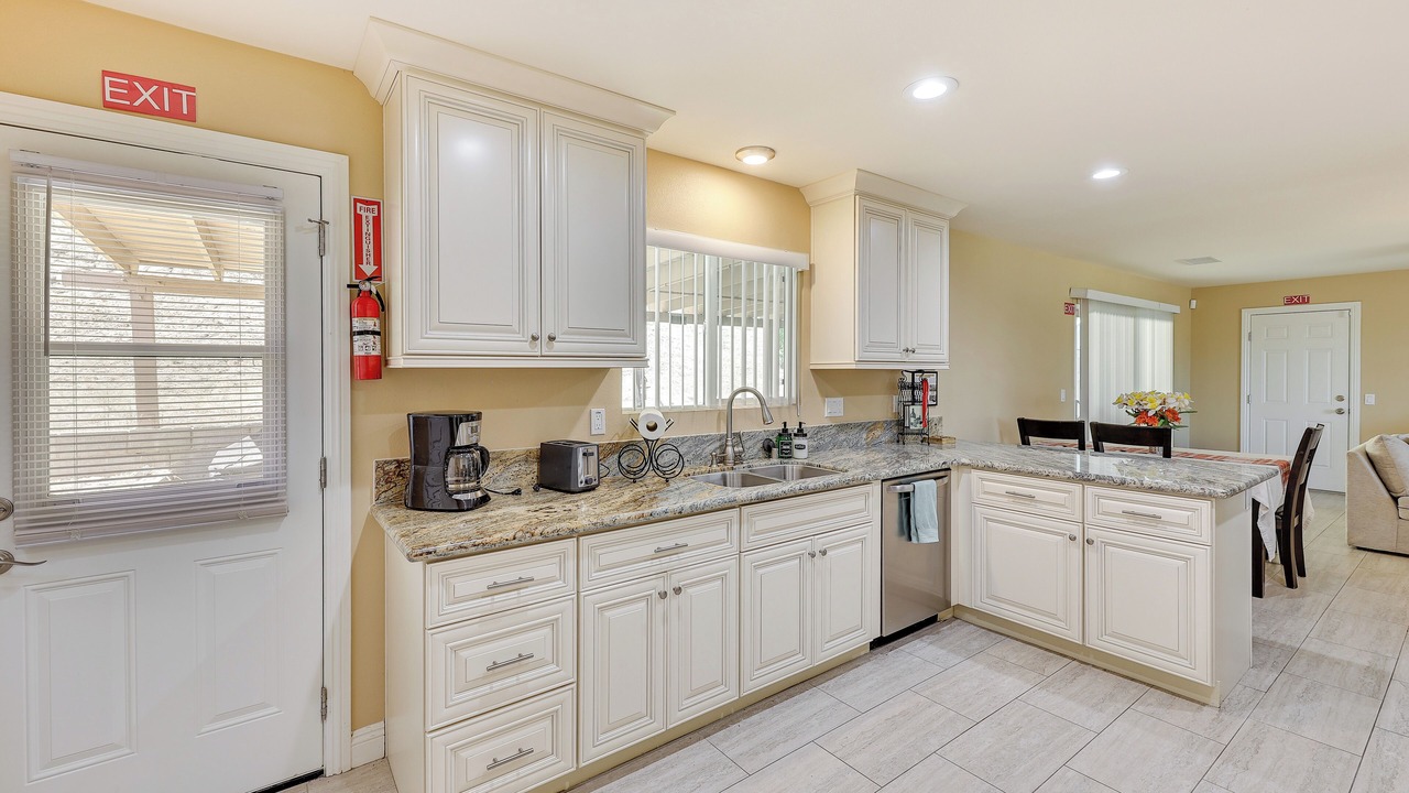Photo of Kitchen in Lakeland Village