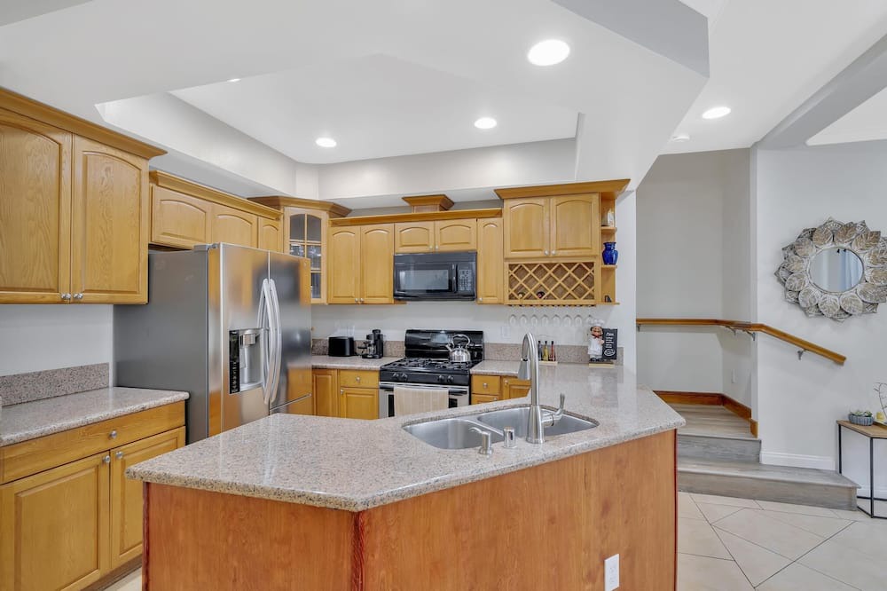 Photo of Kitchen in Pico Rivera