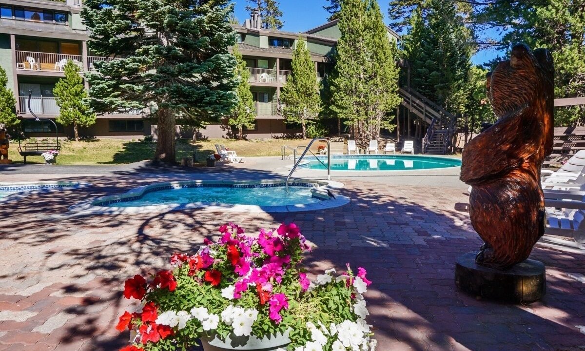 Photo of Outdoor in Mammoth Lakes