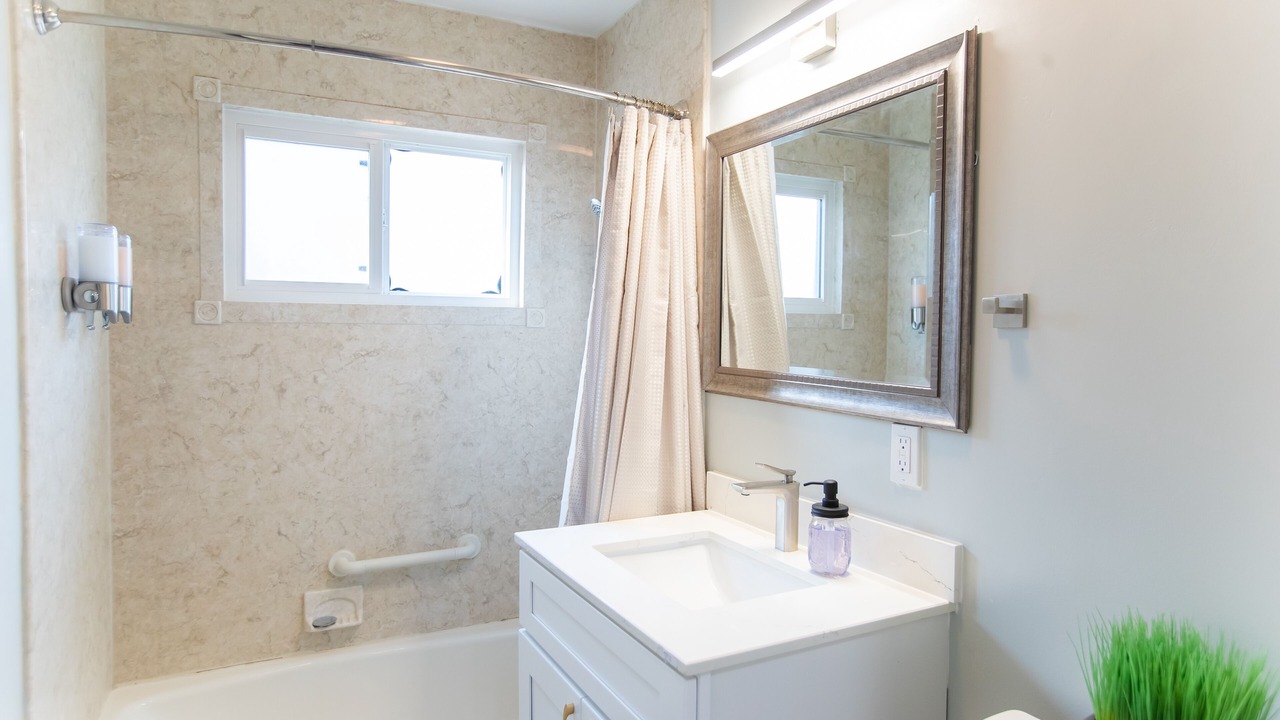 Photo of Bathroom in Willow Glen