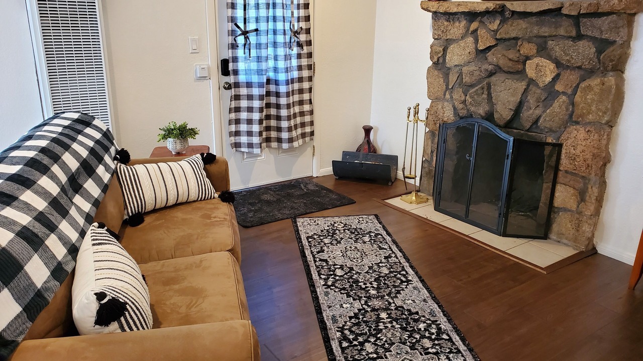 Photo of Livingroom in Twin Peaks