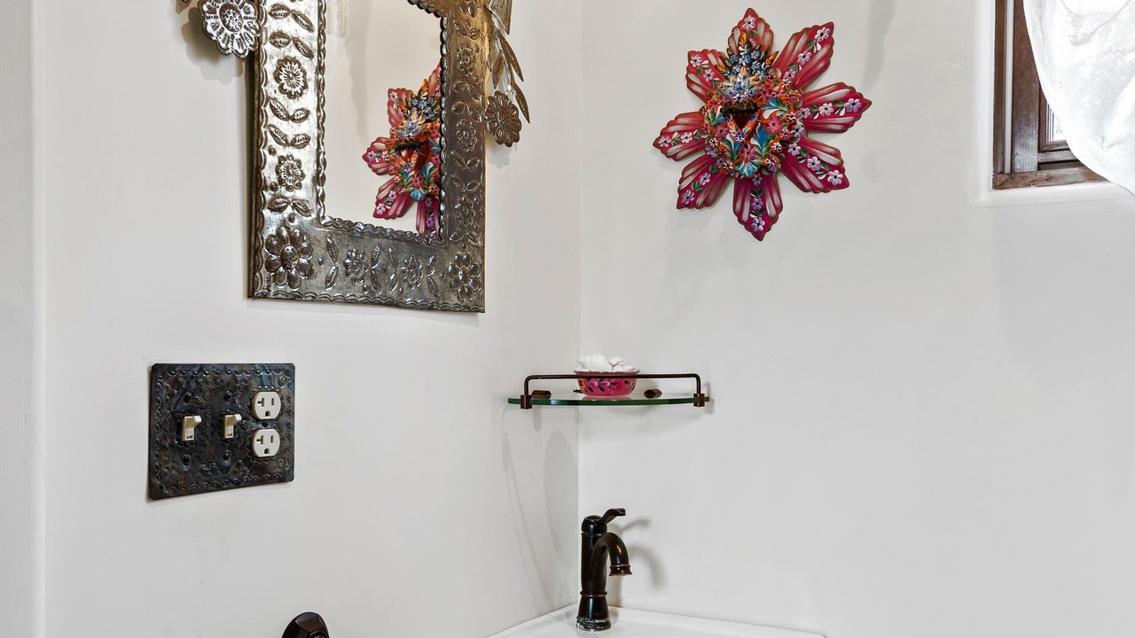 Photo of Bathroom in West Mesa