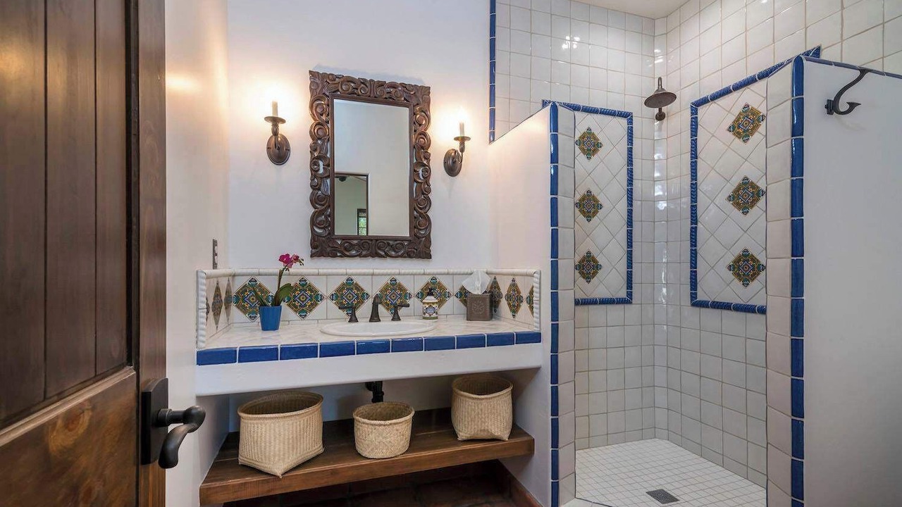 Photo of Bathroom in West Mesa