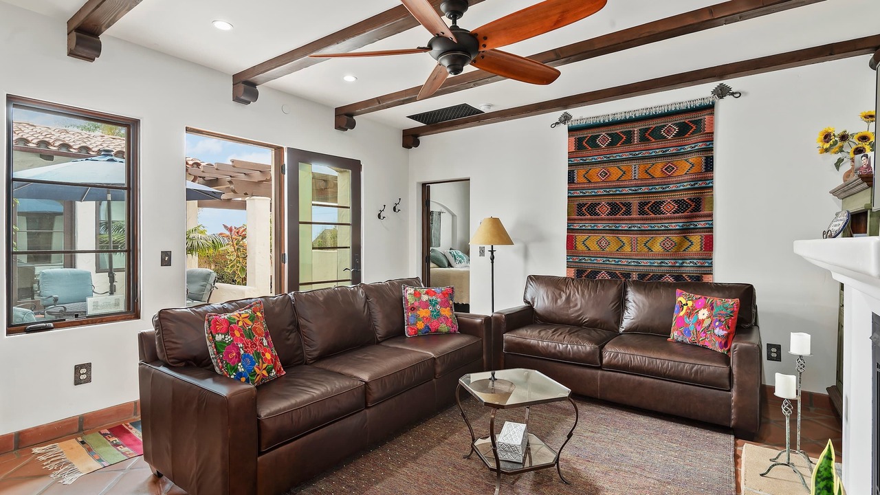 Photo of Livingroom in West Mesa