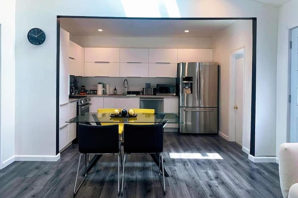 Photo of Kitchen in Inglewood
