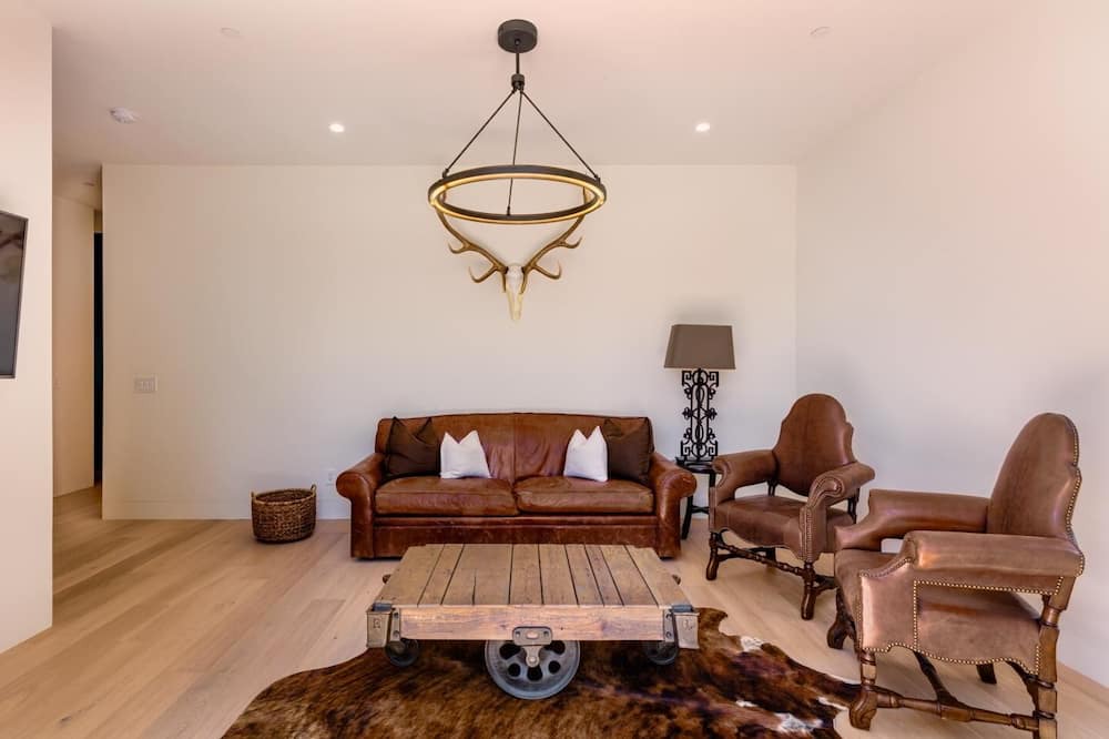 Photo of Livingroom in Sonoma