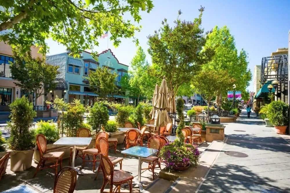 Photo of Outdoor in Mountain View