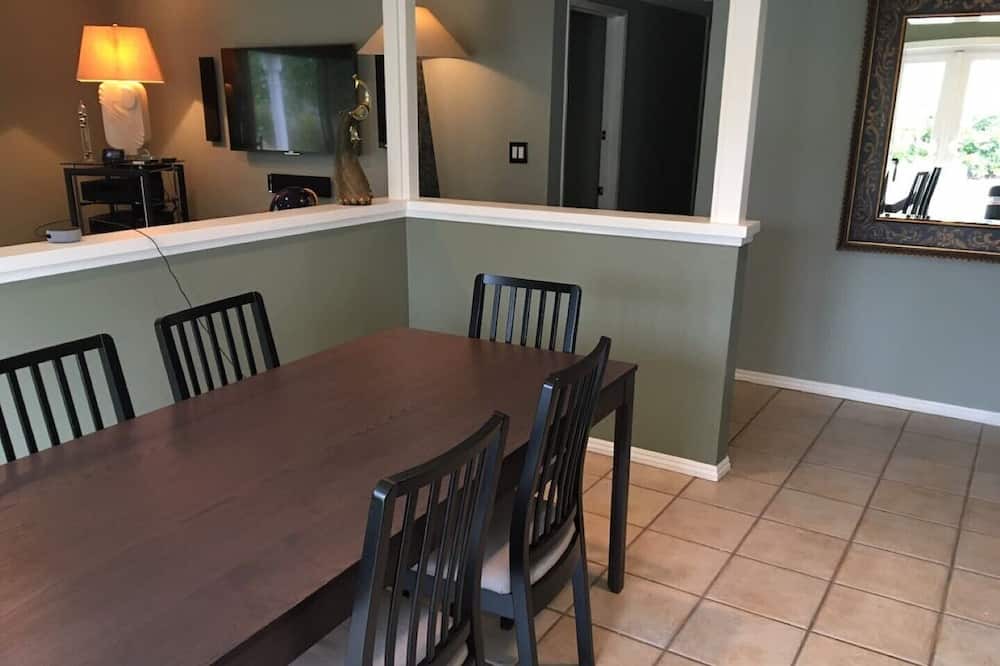 Photo of Kitchen in Simi Valley