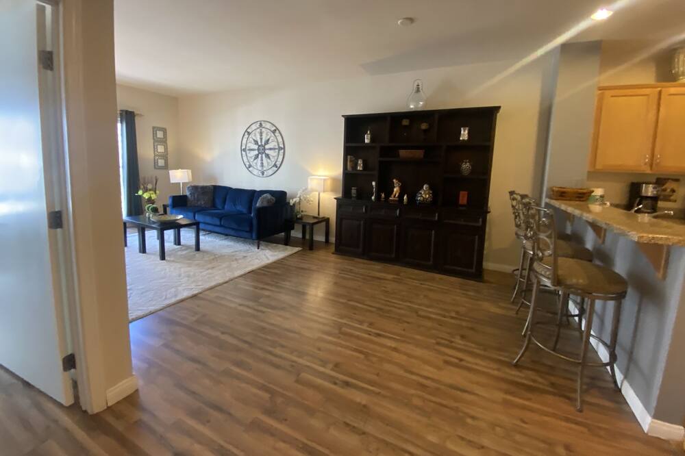 Photo of Livingroom in Pacific Terrace