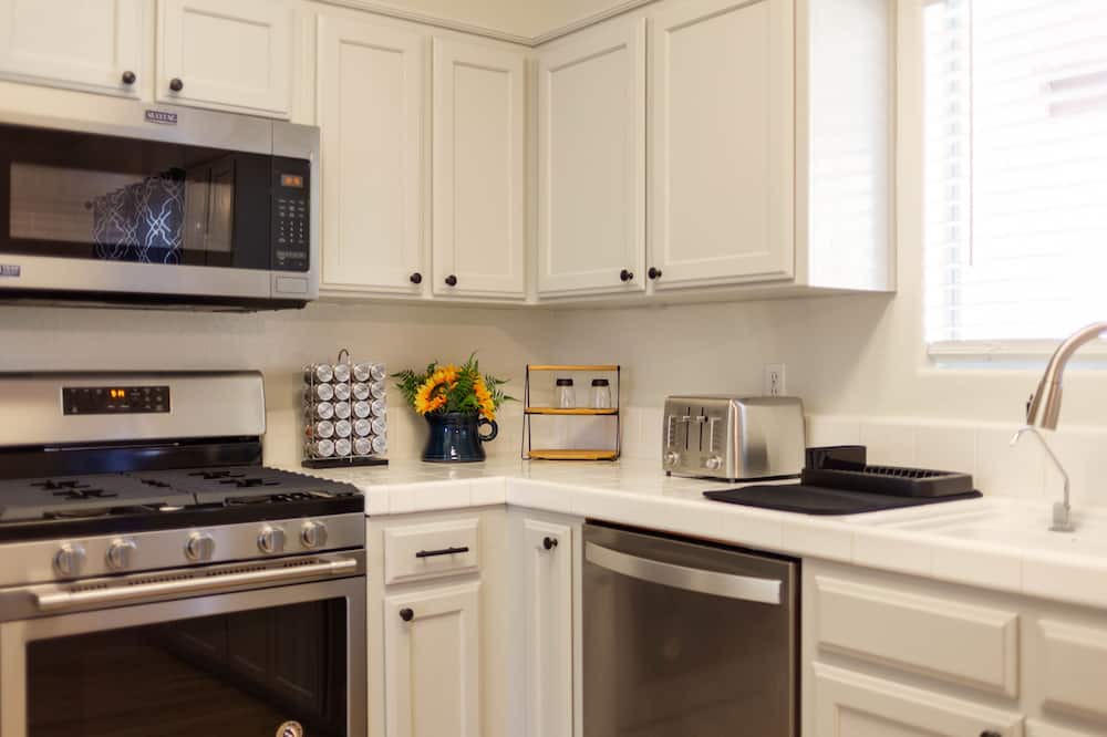 Photo of Kitchen in Exeter