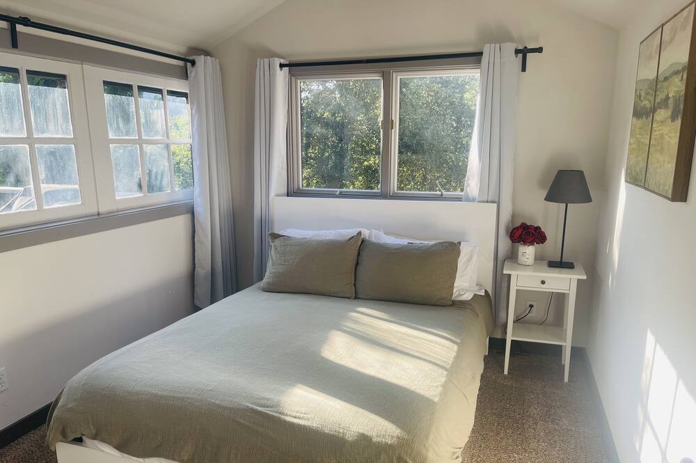 Photo of Bedroom in Julian